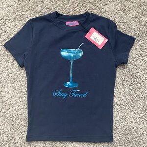 NWT Tuned in edikted T shirt